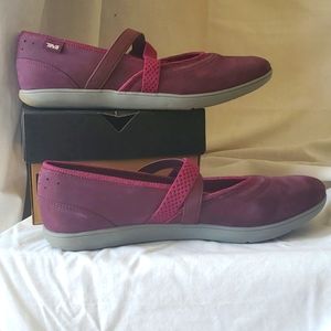 Teva W Hydro-Life Slip-On Leather